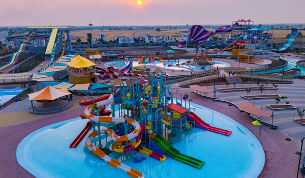 places to visit near indore in monsoon
